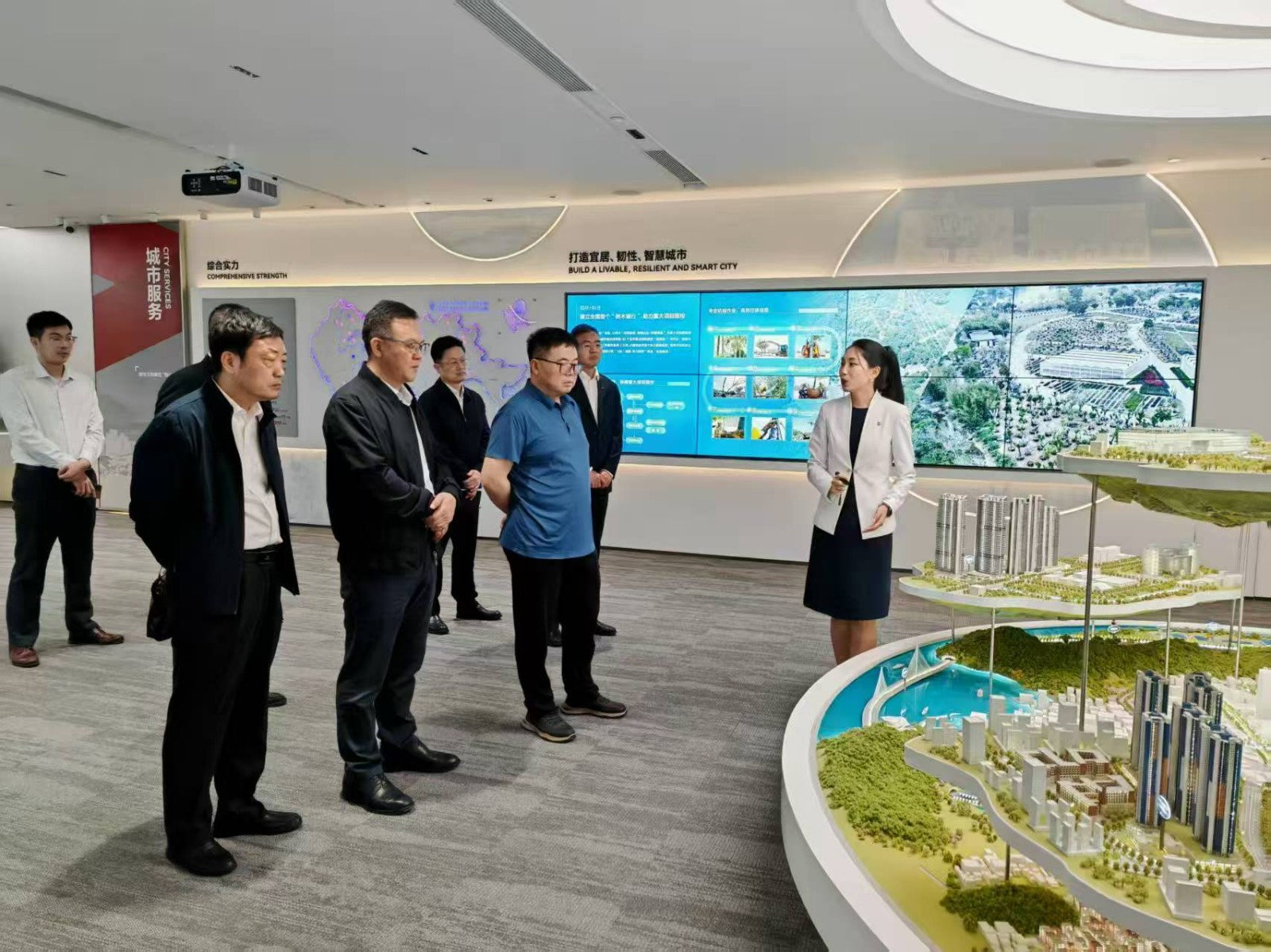 公司领导拜会深圳市特区建工集团党委书记、董事长郑晓生